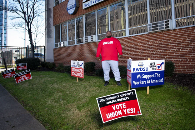下周就将见分晓,亚马逊的噩梦要来了|观潮