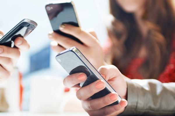 透视华为年报:手机缺芯痛失市场 要靠5G专利费赚钱?