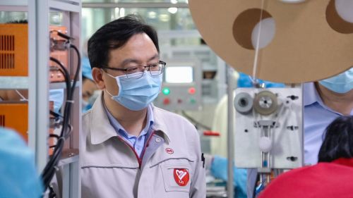 亚布力论坛:听王传福讲述比亚迪的坚守与梦想