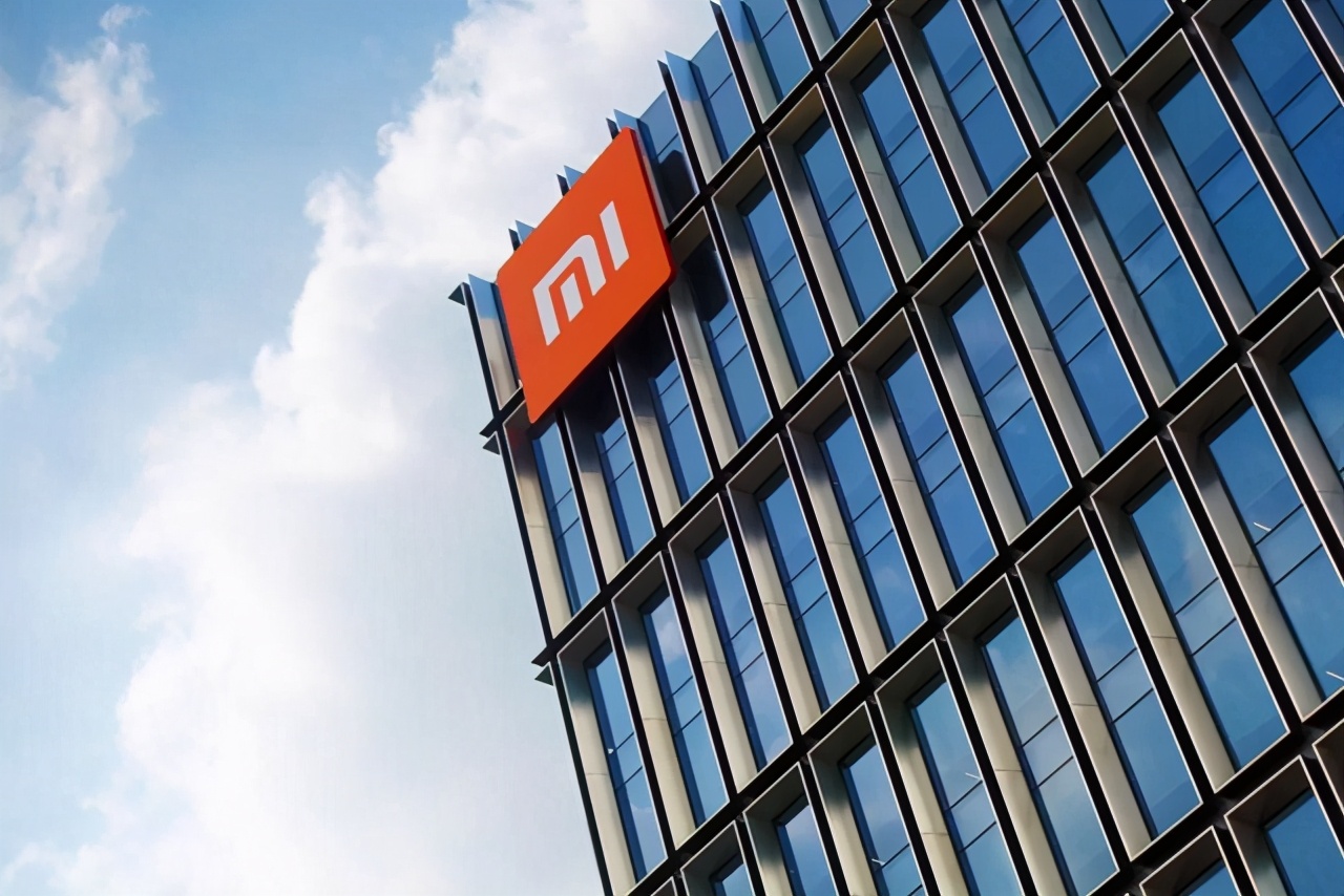 小米虽然夺得了618第一,但是单款手机销量王者还是苹果