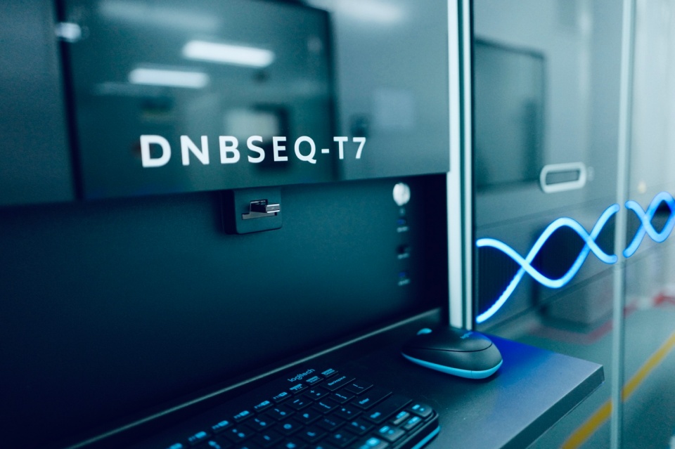 英特尔、联想携手华大基因，加速新型冠状病毒基因组分析