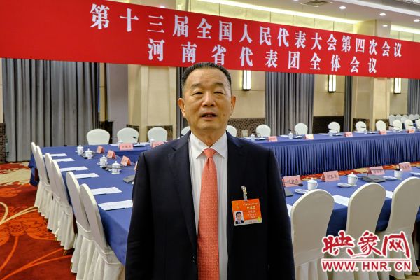 全国人大代表李士强：现代农业要拥抱互联网、运用大数据