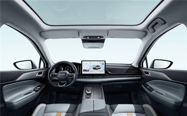 广汽埃安AION S Plus首发：0.211风阻系数系国产车最低