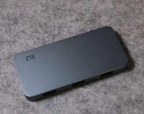 把电脑装进口袋 中兴通讯W100D云电脑上手玩_Techweb