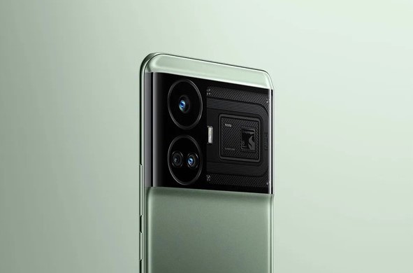 真我GT Neo6系列渲染图曝光:环绕镜组设计 辨识度拉满