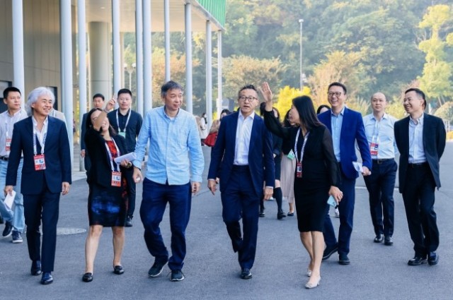 蔡崇信、吴泳铭、王坚齐聚的2023云栖大会 首日有哪些看点?