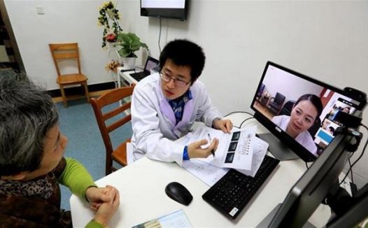 贵州贵阳：大数据融入大健康 智慧医疗触手可及