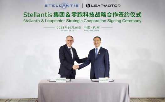 中国新能源技术受追捧 Stellantis集团将投资15亿欧元收购零跑汽车20%股权